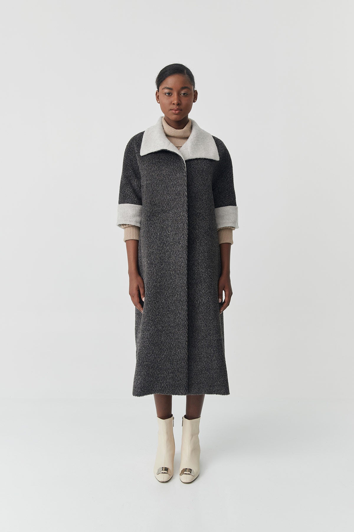 Suri Alpaca Short-sleeve Coat | Grecia – TOM GUTIE