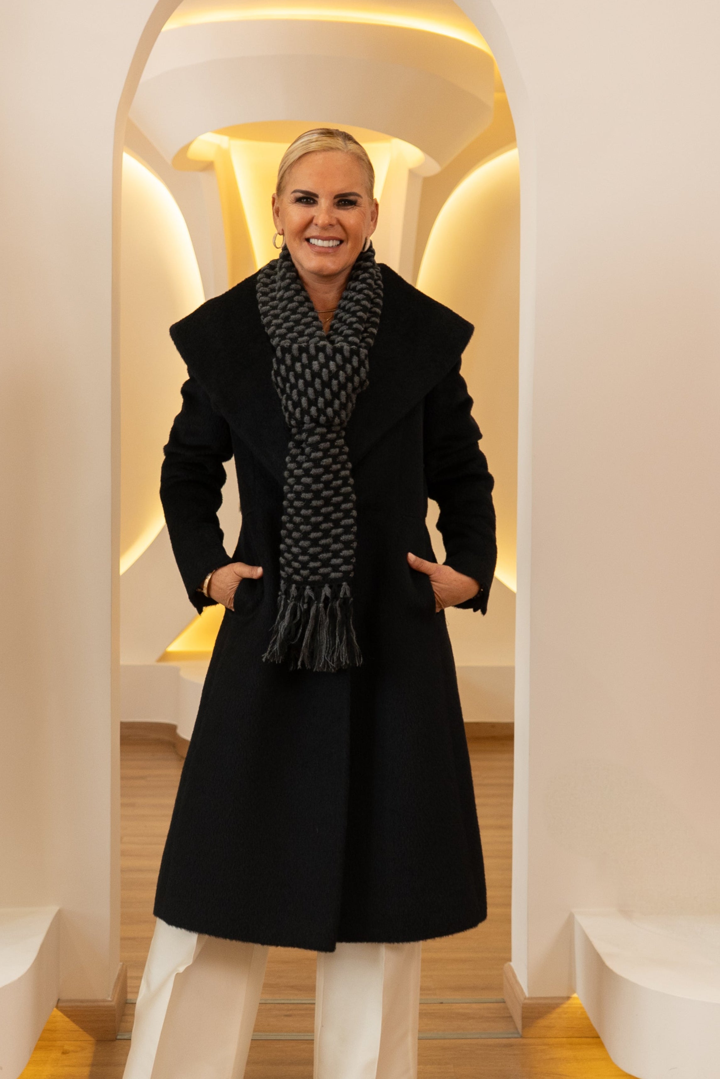 Baby Alpaca Coat Black Lady