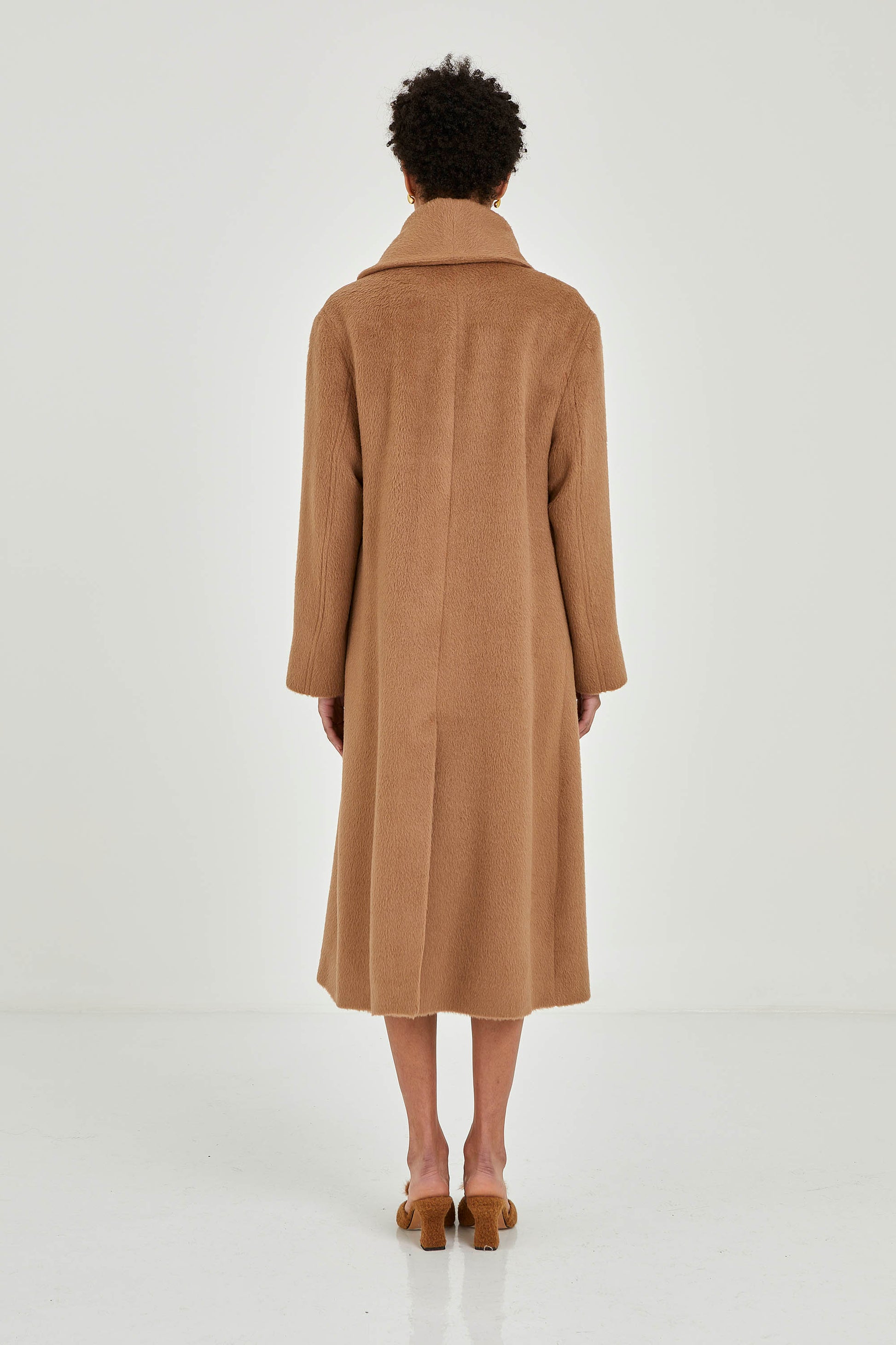 Abrigo Suri Alpaca Classic Drape 