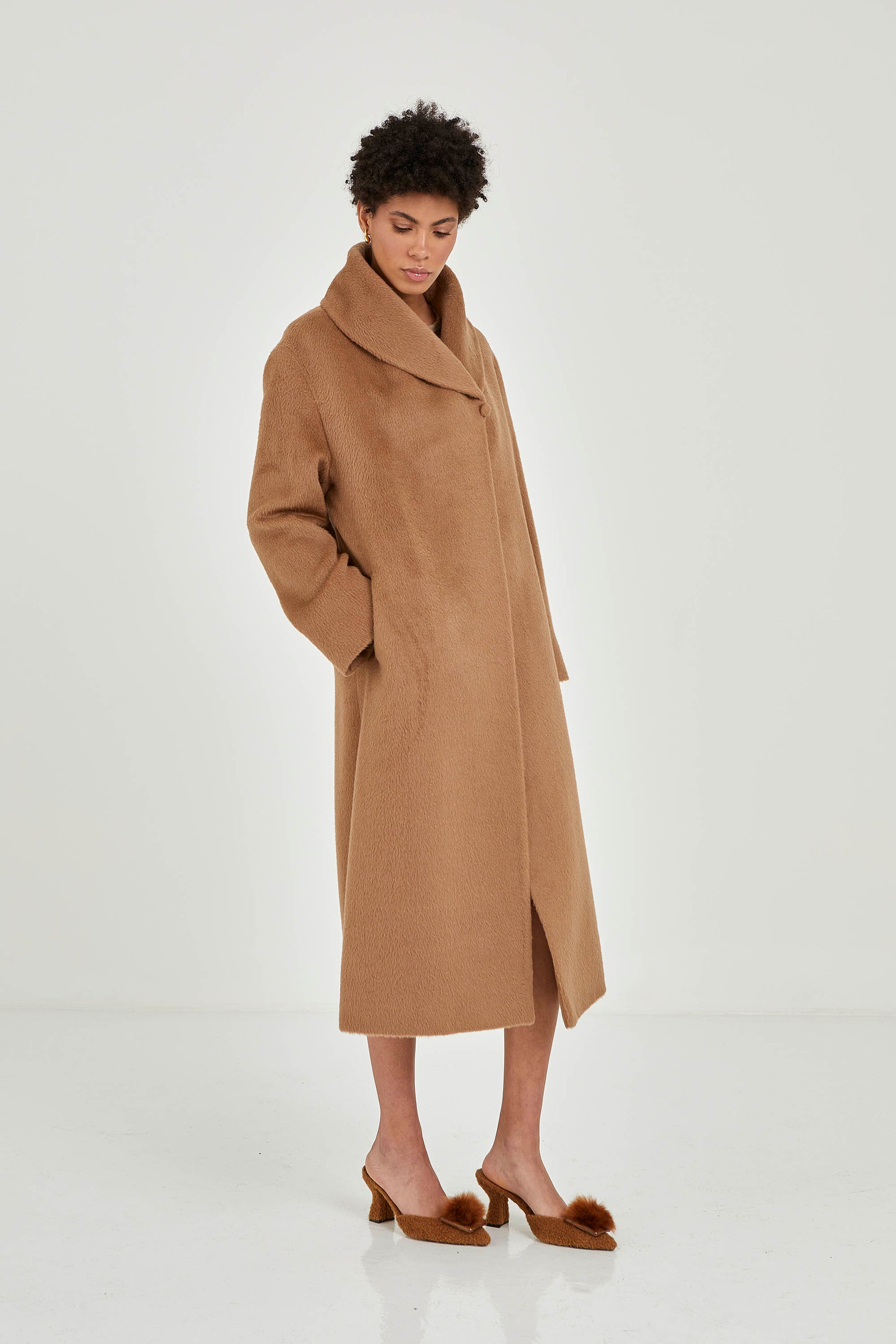 Abrigo Suri Alpaca Classic Drape 