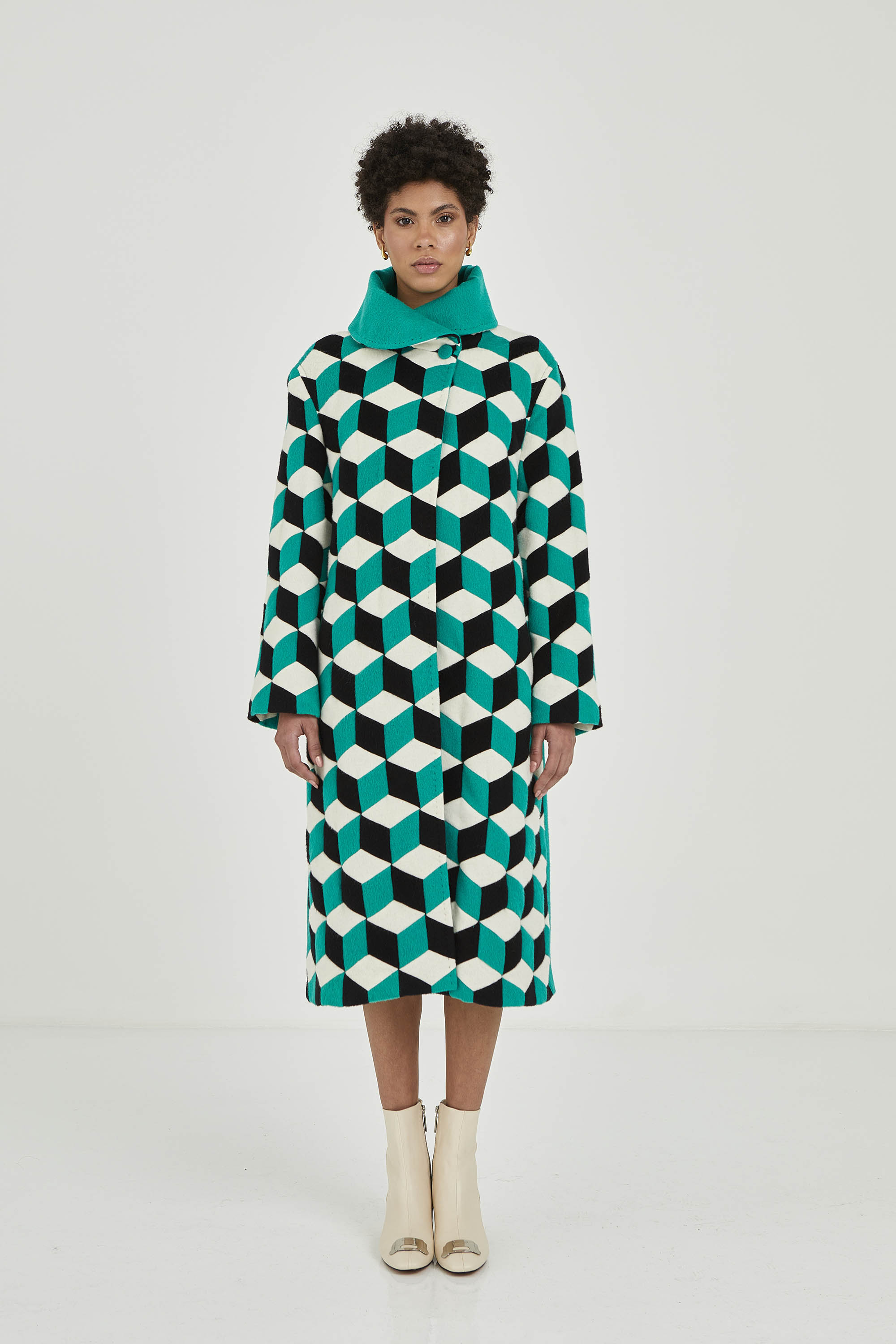 Cuboid Green Handcrafted Coat | One of a Kind – TOM GUTIE