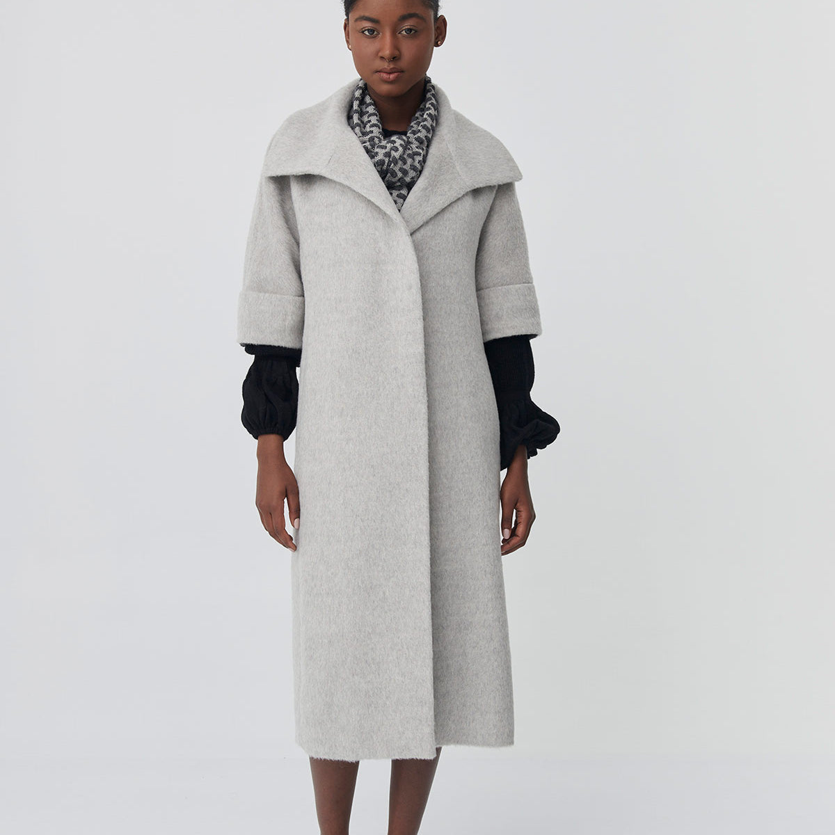 Suri Alpaca Short-sleeve Coat | Grecia