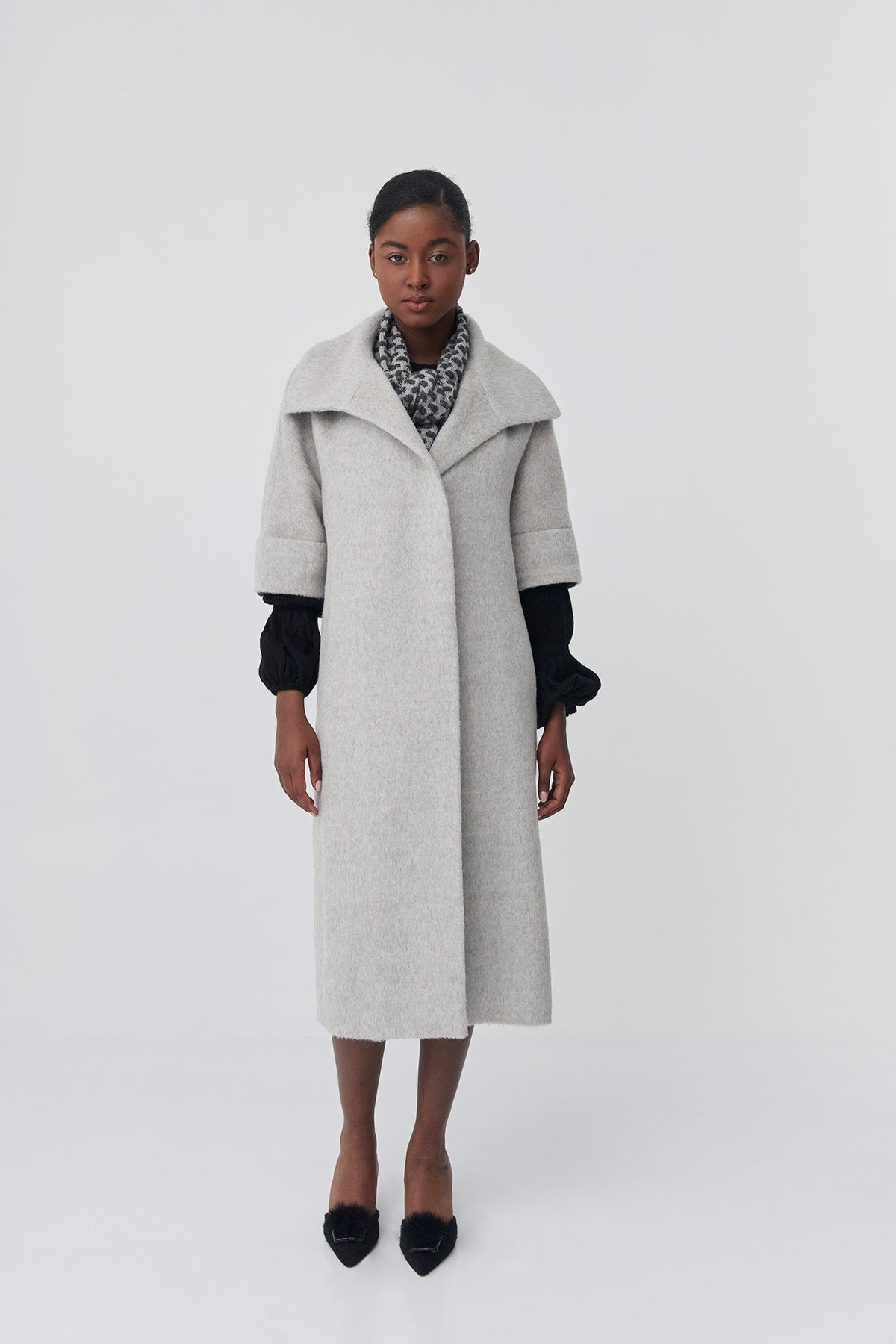 Suri Alpaca Short-sleeve Coat | Grecia