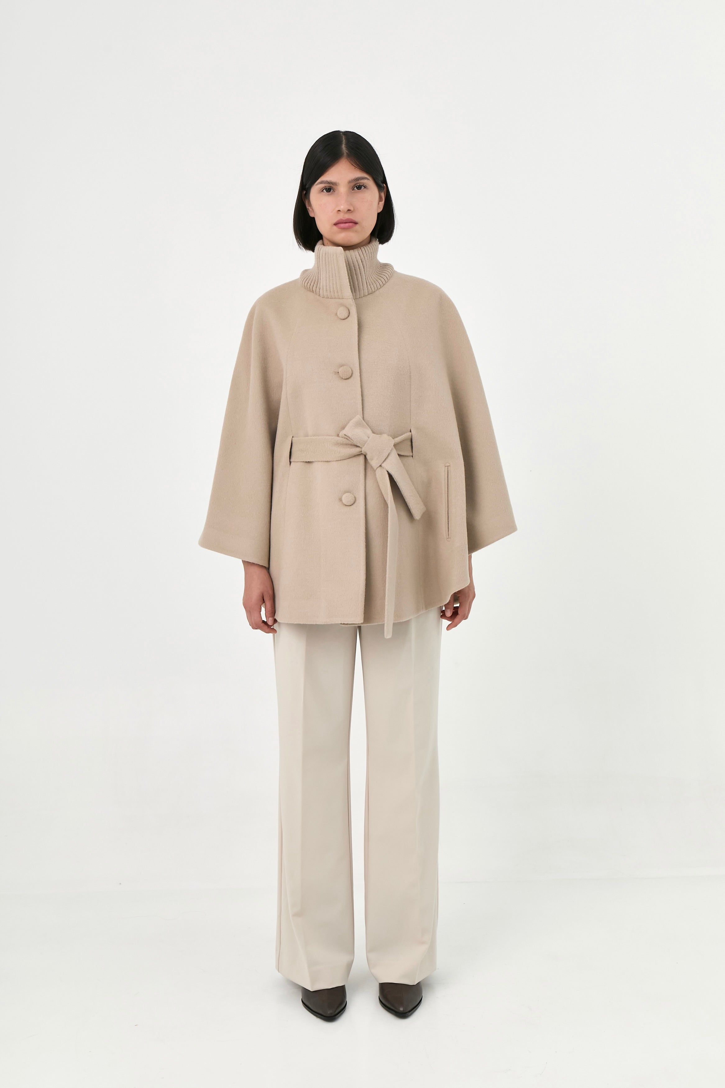 Baby Alpaca Cape Amaya | Classic Tones – TOM GUTIE