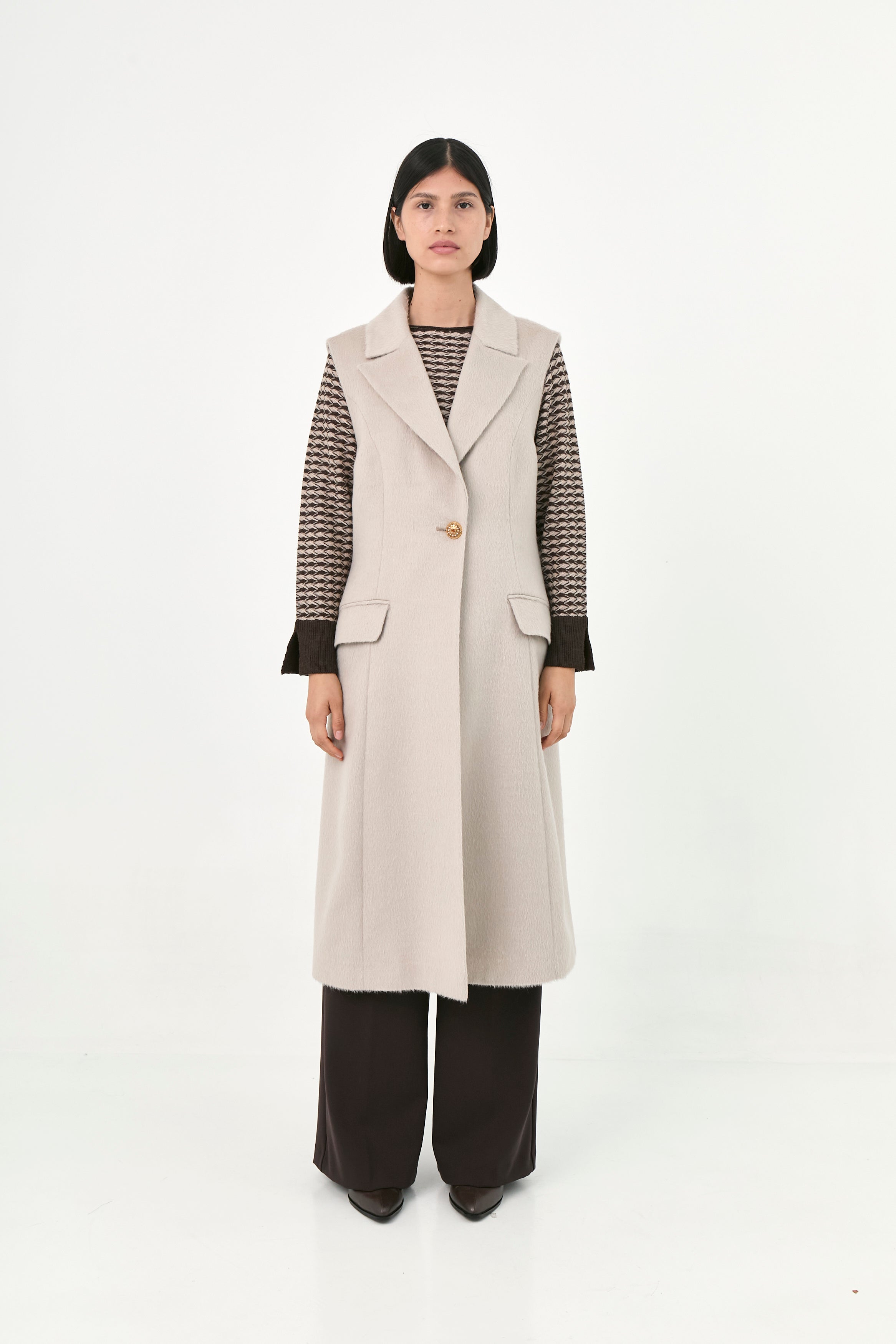 Suri Alpaca Sleeveless Coat | Lorena