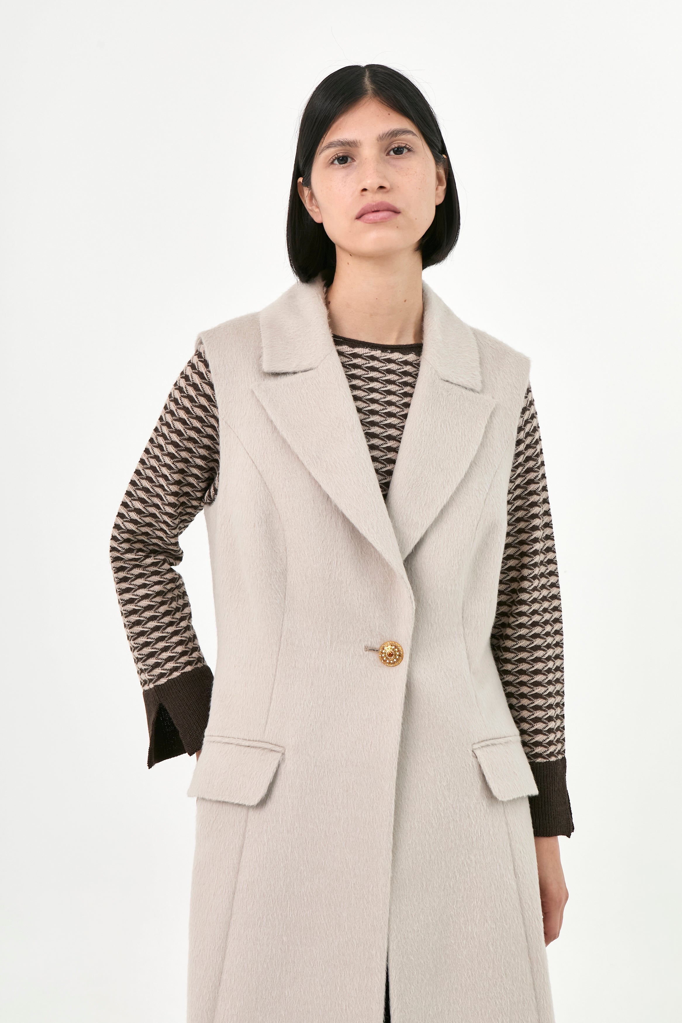 Suri Alpaca Sleeveless Coat | Lorena
