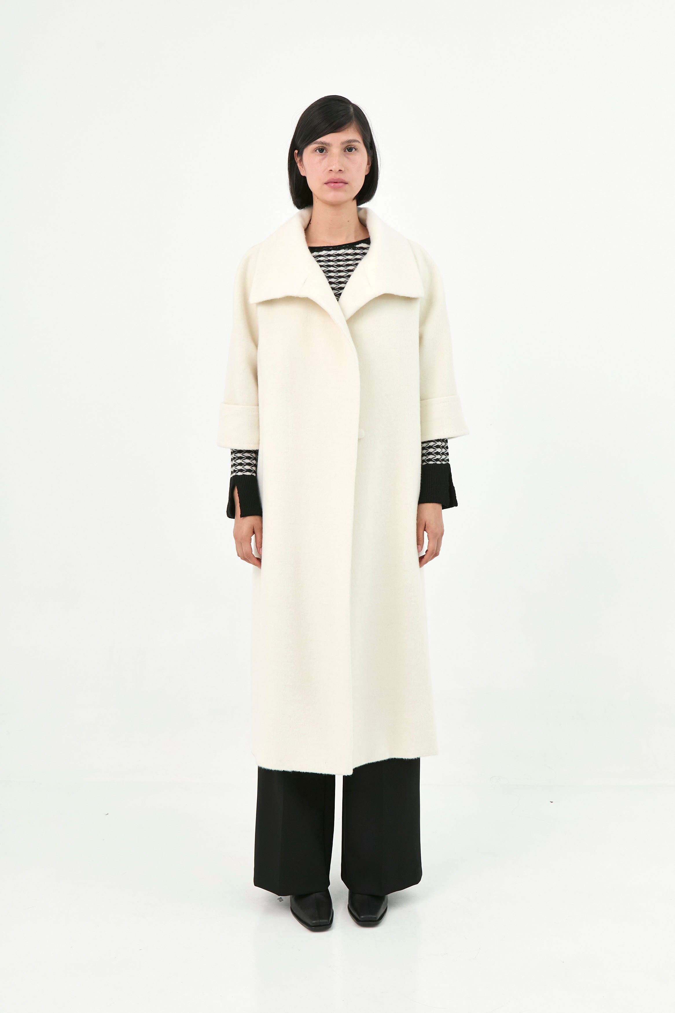 Suri Alpaca Short-Sleeve Coat | Grecia