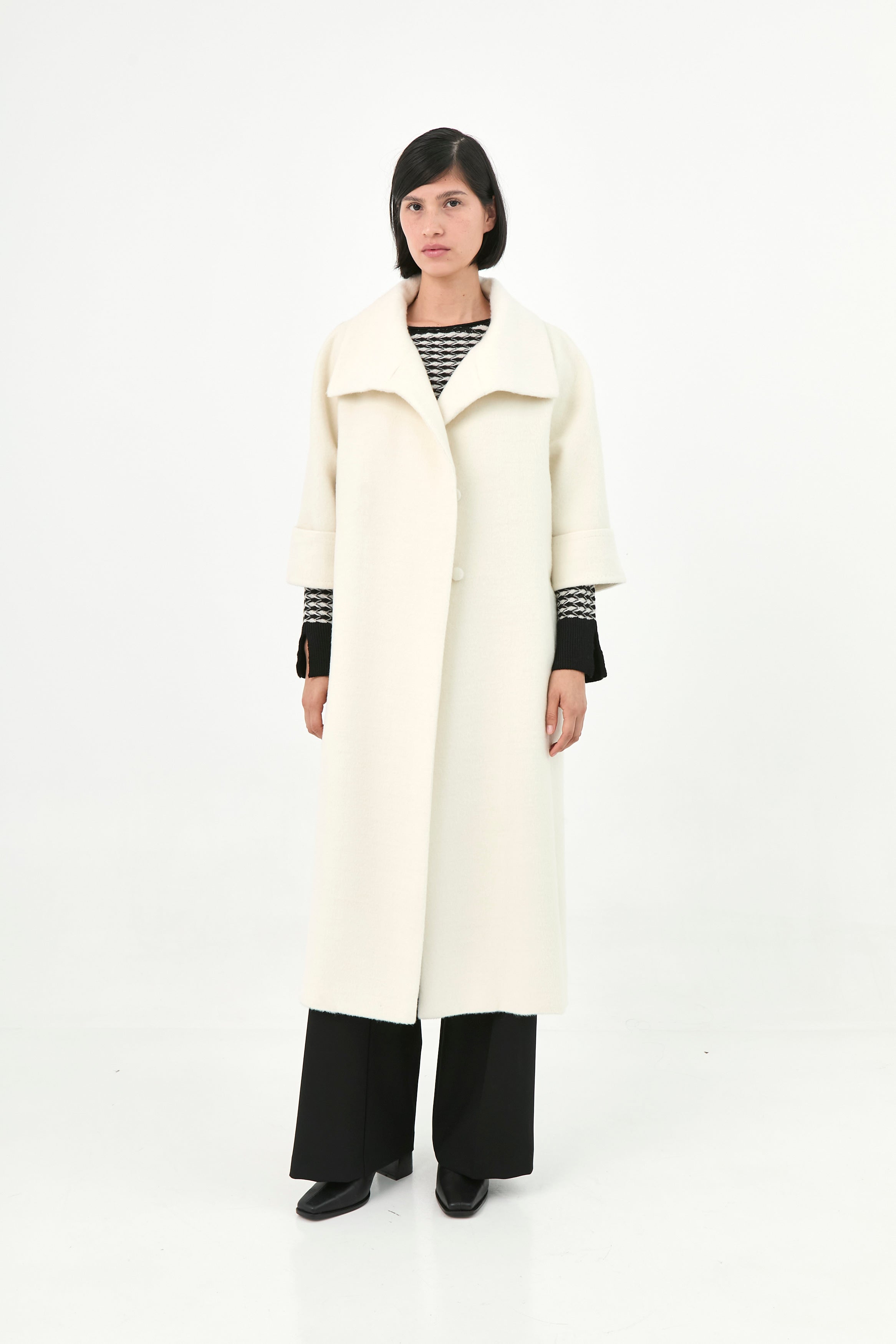 Suri Alpaca Short-Sleeve Coat | Grecia