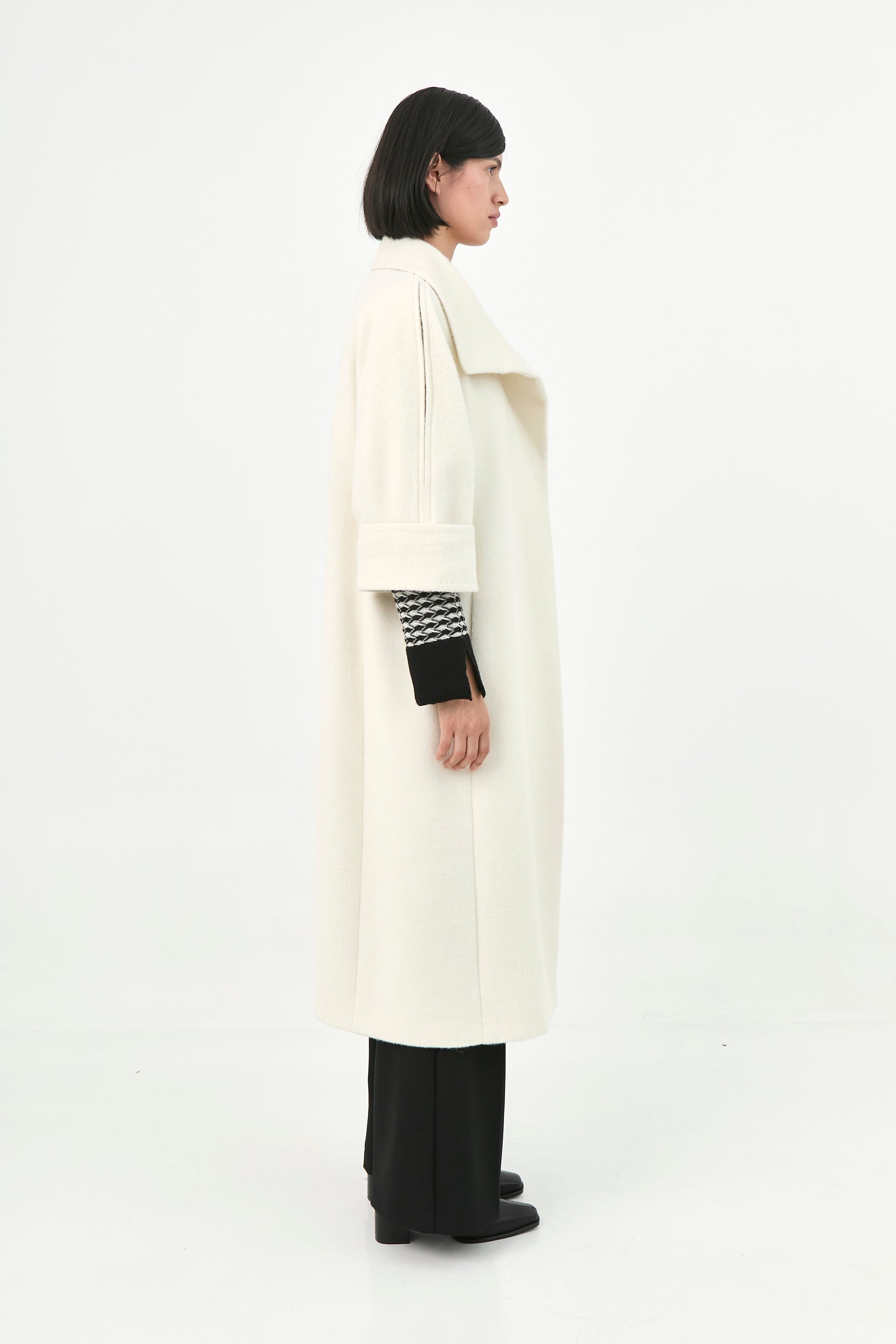 Suri Alpaca Short-Sleeve Coat | Grecia