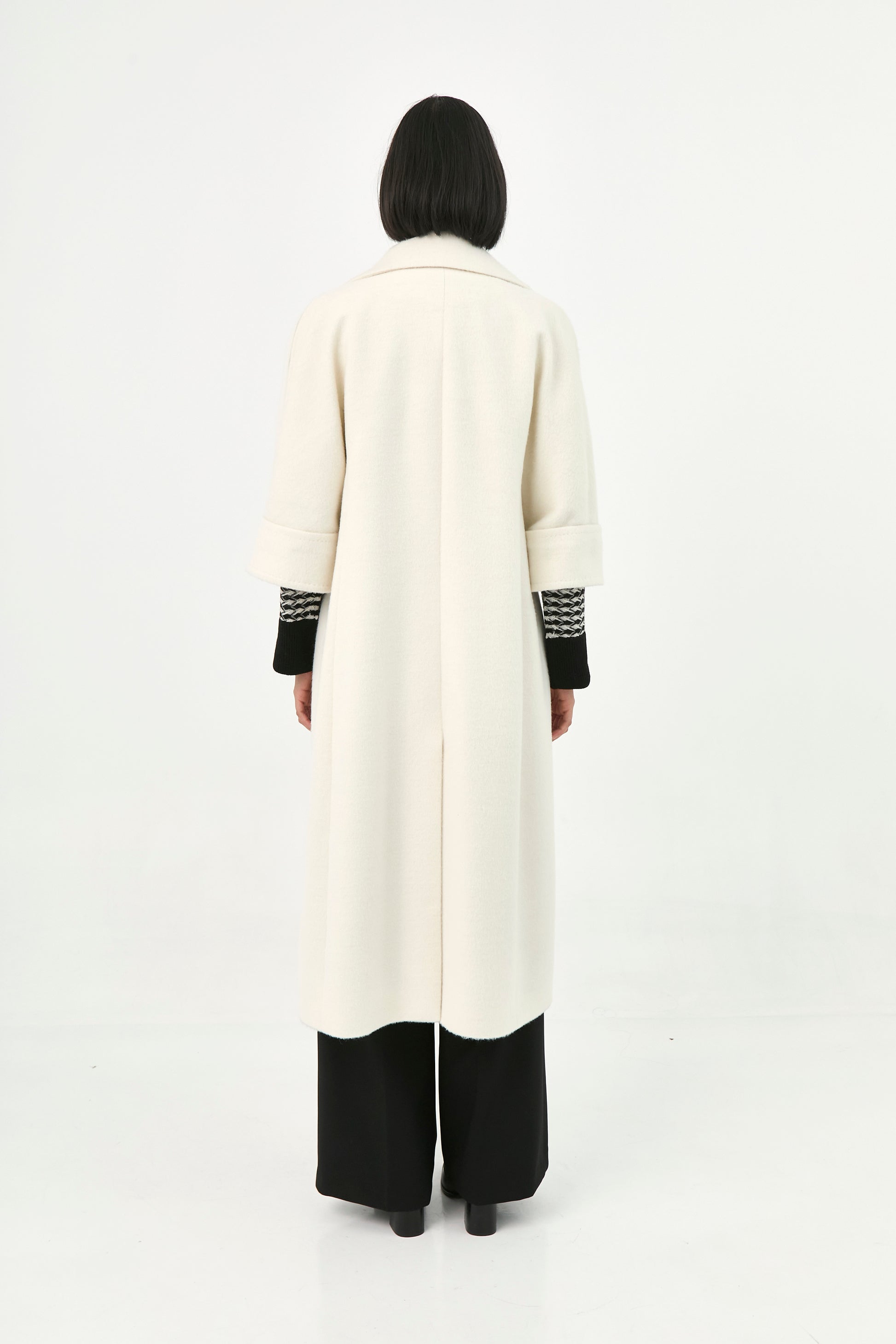 Suri Alpaca Short-Sleeve Coat | Grecia