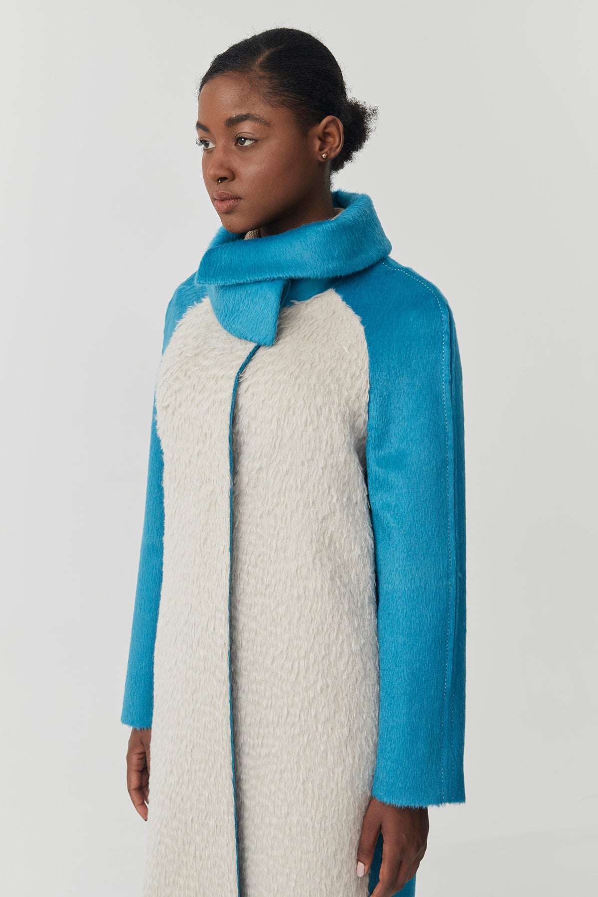 Abrigo Suri Alpaca 25 Years | Pieza Única