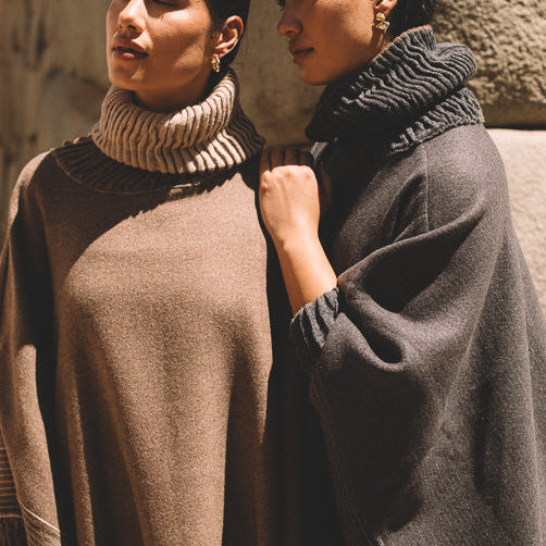 capa de alpaca mujer
