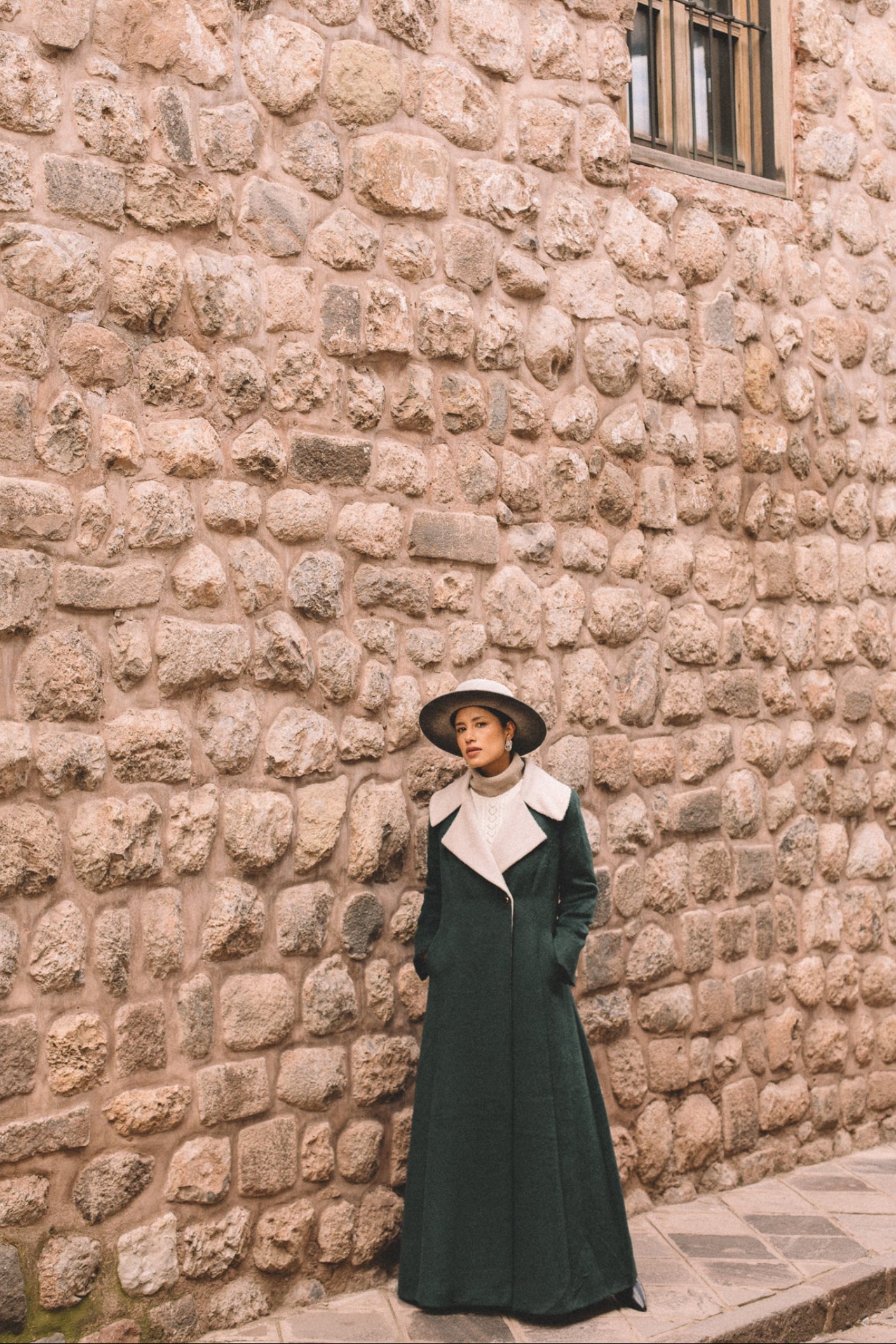 COATS & JACKETS FOR WOMEN – TOM GUTIE