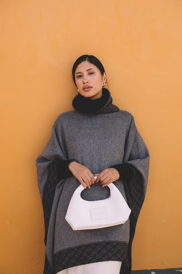  ropa de alpaca elaborada en Perú con baby alpaca y fibras naturales.