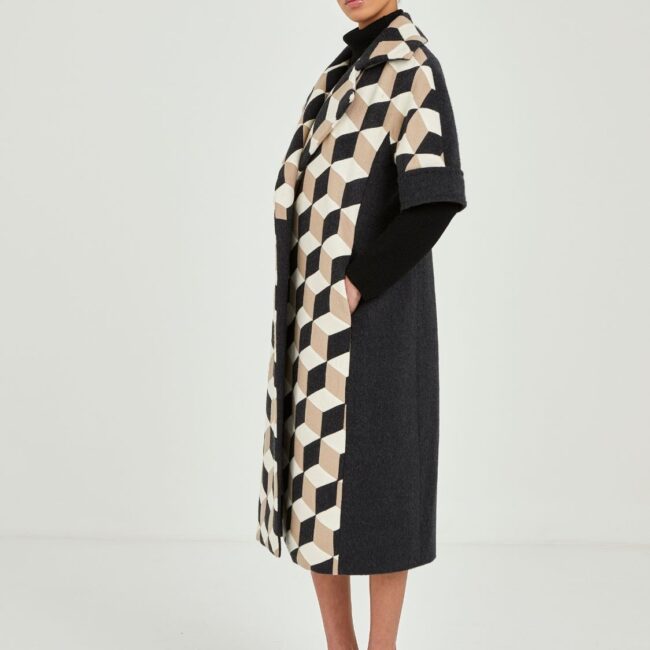 Cuboid handcrafted coat - Image 2