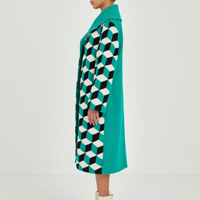 Cuboid green handcrafted coat - Image 2