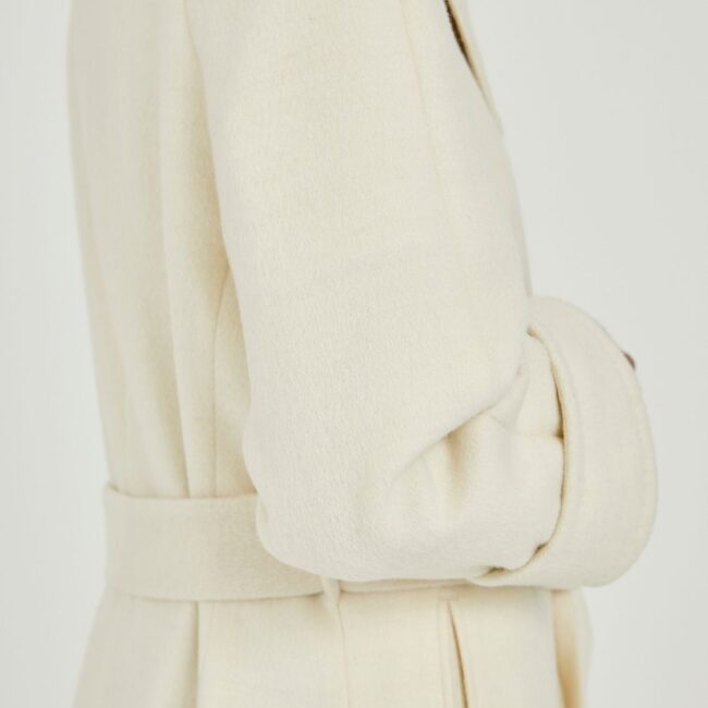 Classic City ivory Coat - Image 3
